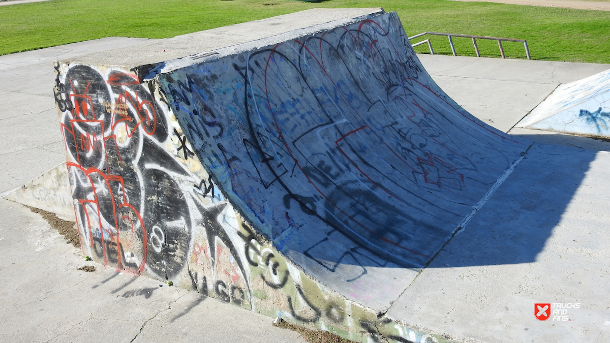 Peniche skatepark